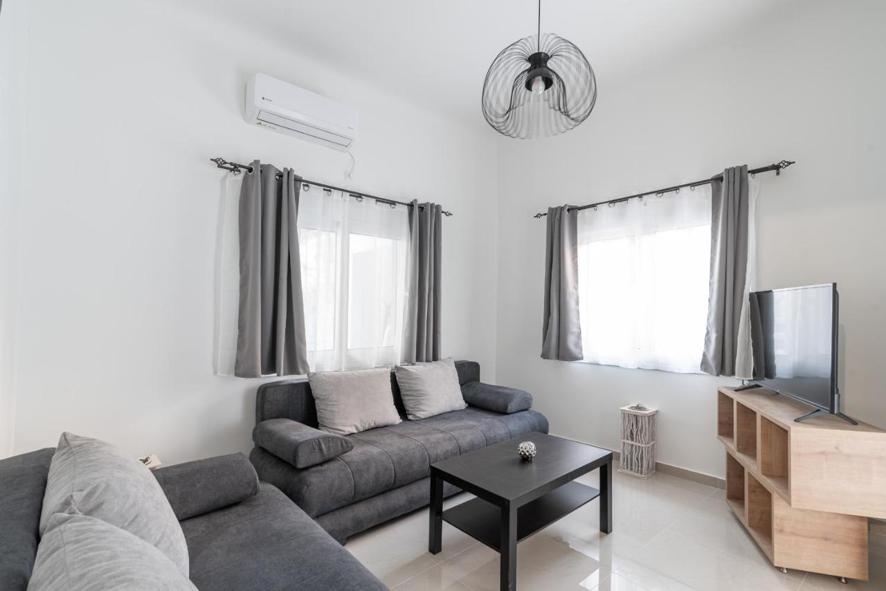 Blue Riviera Villas & Suites - Alimos 2 أثينا المظهر الخارجي الصورة