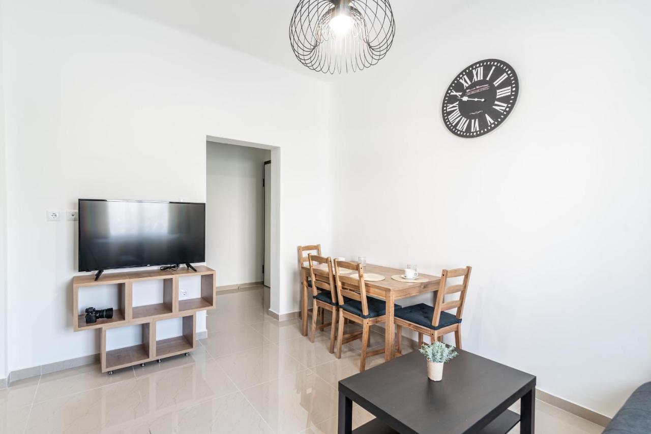 Blue Riviera Villas & Suites - Alimos 2 أثينا المظهر الخارجي الصورة
