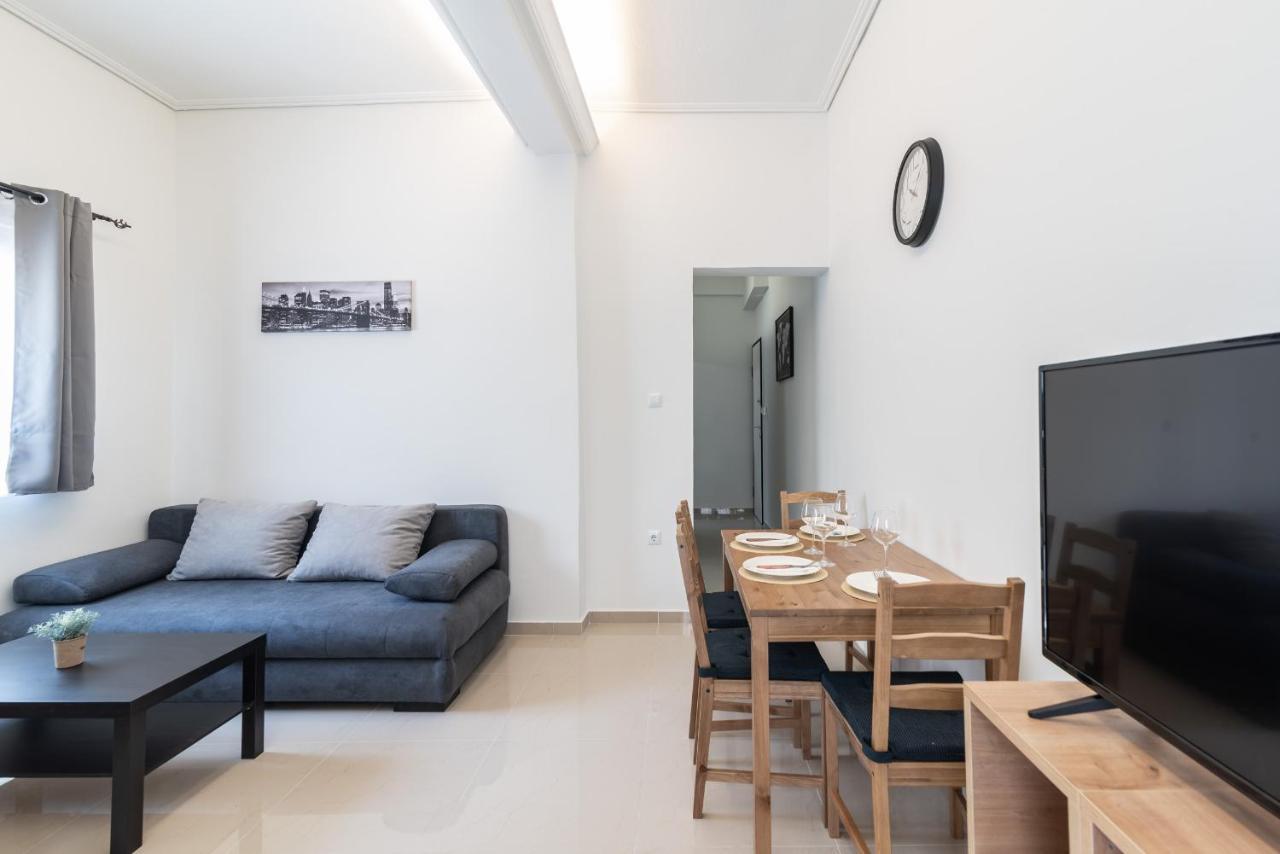 Blue Riviera Villas & Suites - Alimos 2 أثينا المظهر الخارجي الصورة