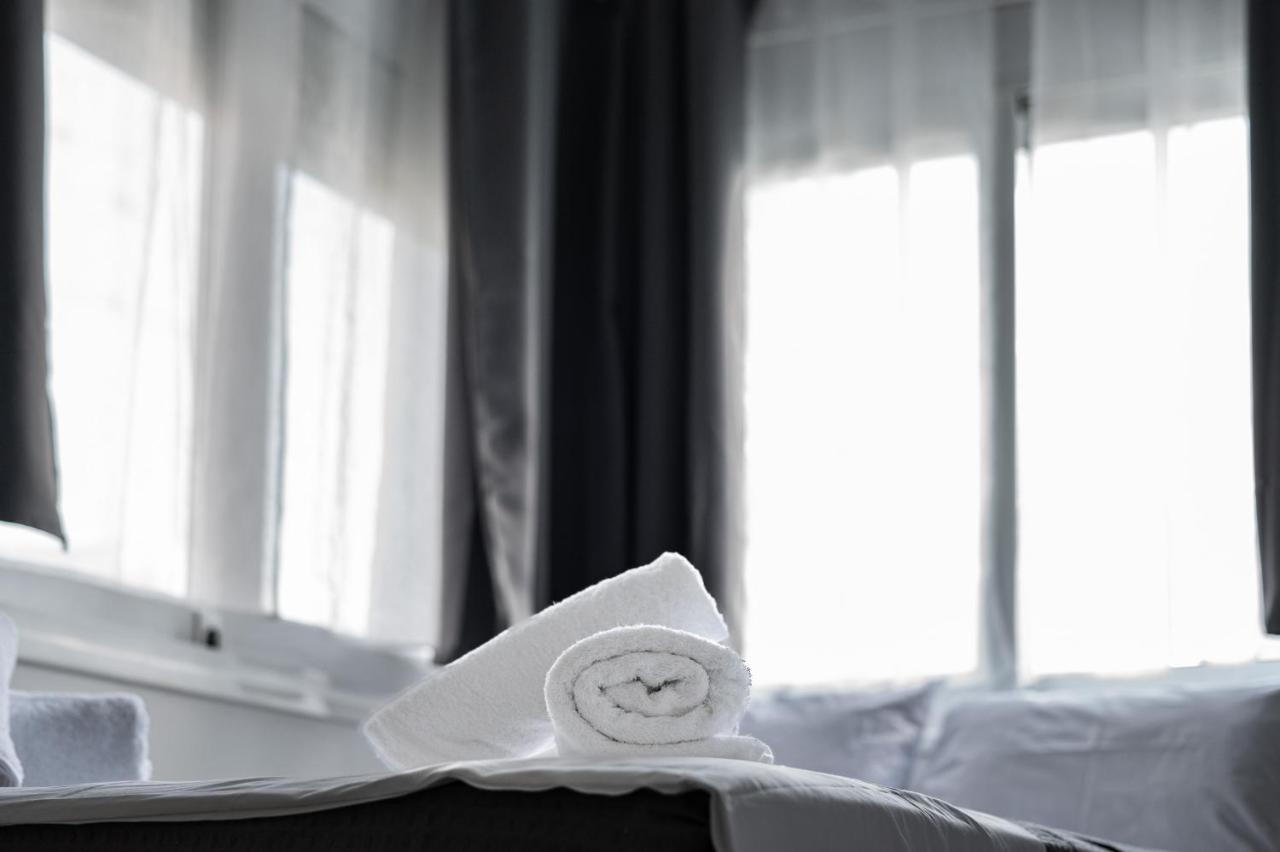 Blue Riviera Villas & Suites - Alimos 2 أثينا المظهر الخارجي الصورة